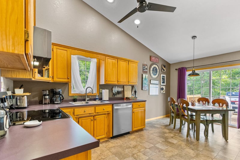 3171 Logan Dr, Sturgeon Lake, MN 55783