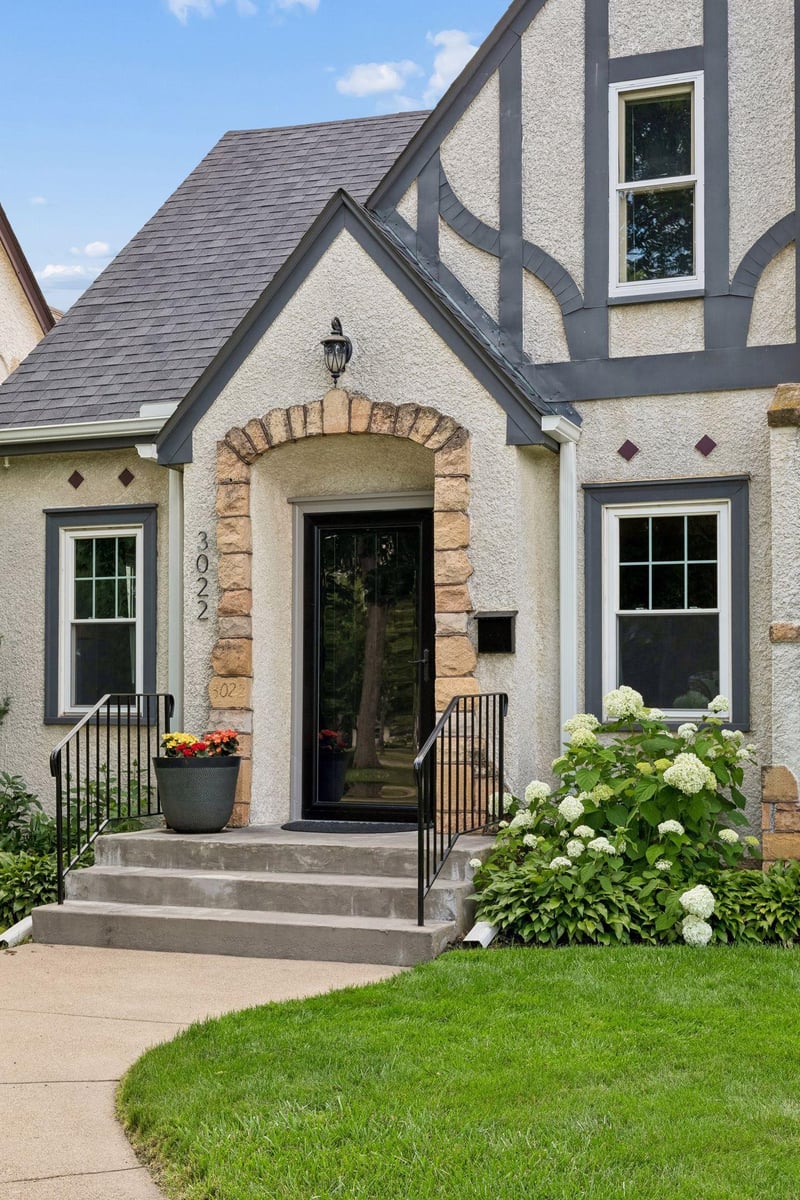 3022 Hayes St NE, Minneapolis, MN 55418
