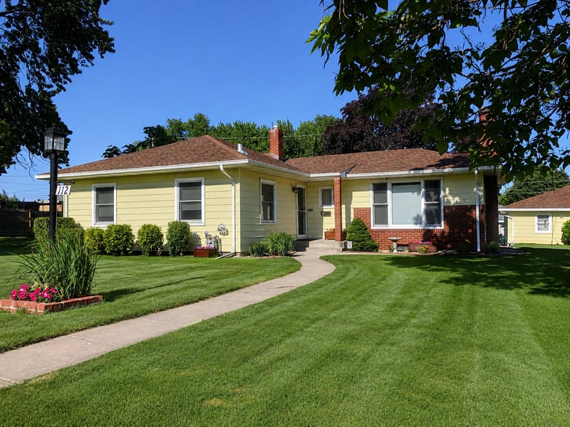 112 13th Ave N, South Saint Paul, MN 55075