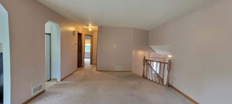 3237 Belmar Dr, Vadnais Heights, MN 55127
