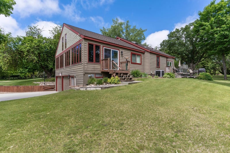 1508 Brenvei Dr, Fergus Falls, MN 56537