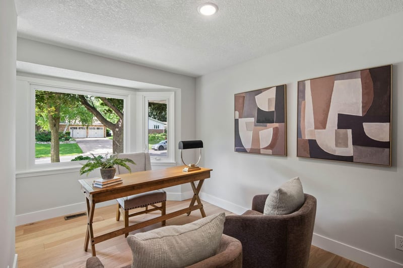 8930 N Minnehaha Cir, Saint Louis Park, MN 55426
