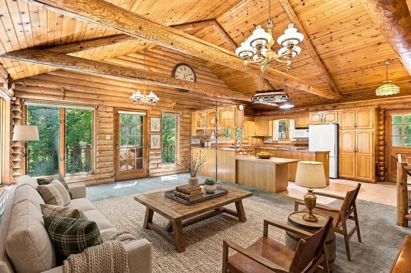 28569 Sleepy Hollow Rd, Winthrop, MN 55396