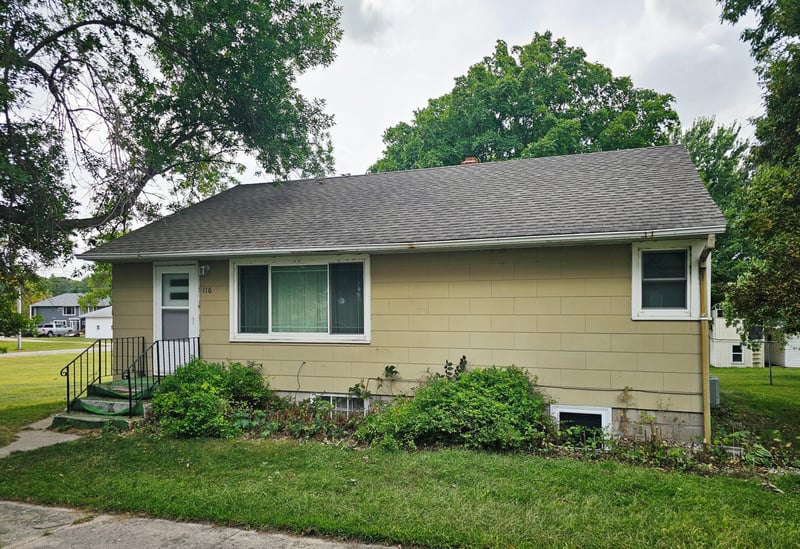 116 N 1st St, Milan, MN 56262
