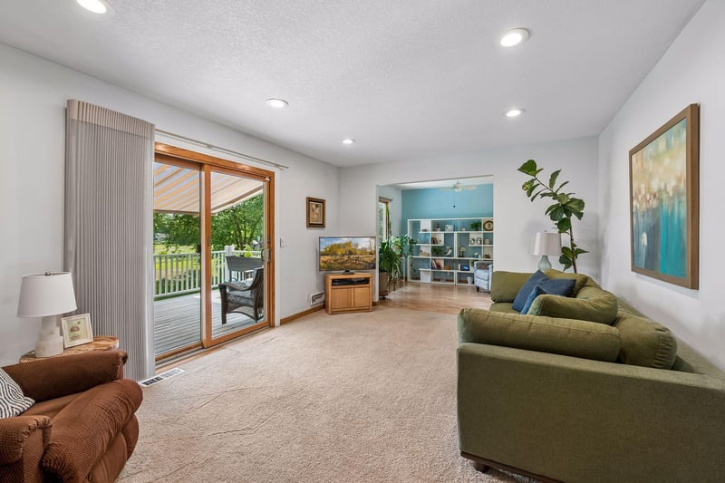 8317 W 103rd St, Bloomington, MN 55438