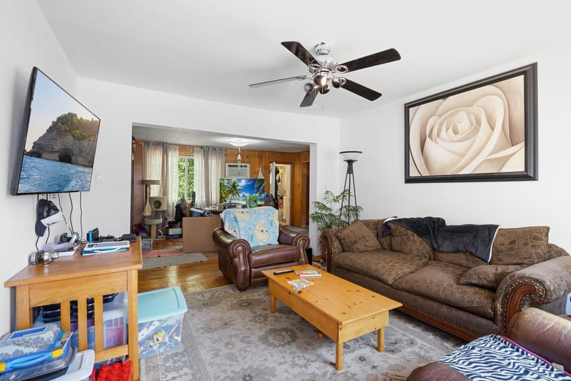 2115 1st St, White Bear Lake, MN 55110