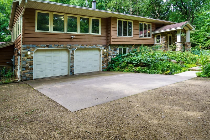 6340 Lamar Ave S, Cottage Grove, MN 55016