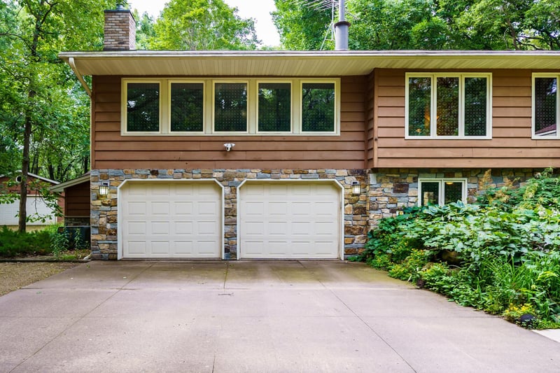 6340 Lamar Ave S, Cottage Grove, MN 55016