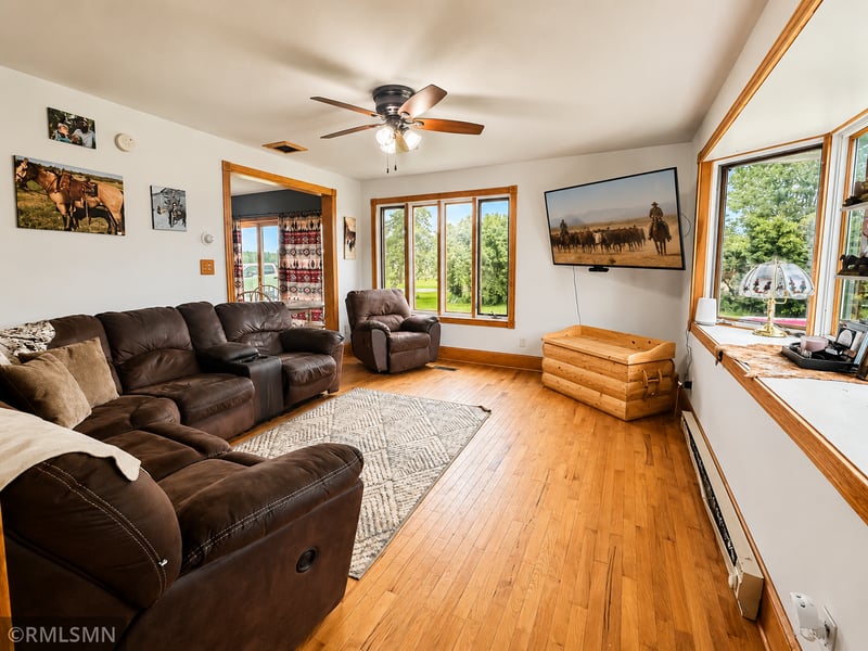 2535 Ivory St, Mora, MN 55051