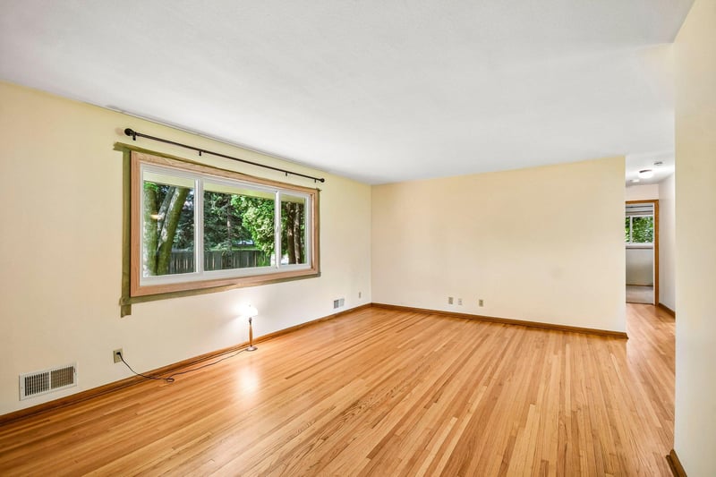 15606 Minnetonka Blvd, Minnetonka, MN 55345