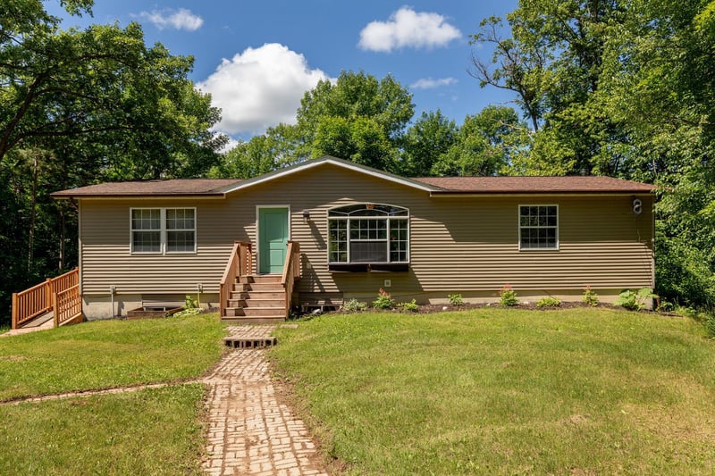 21665 Irene Ave, Ironton, MN 56455