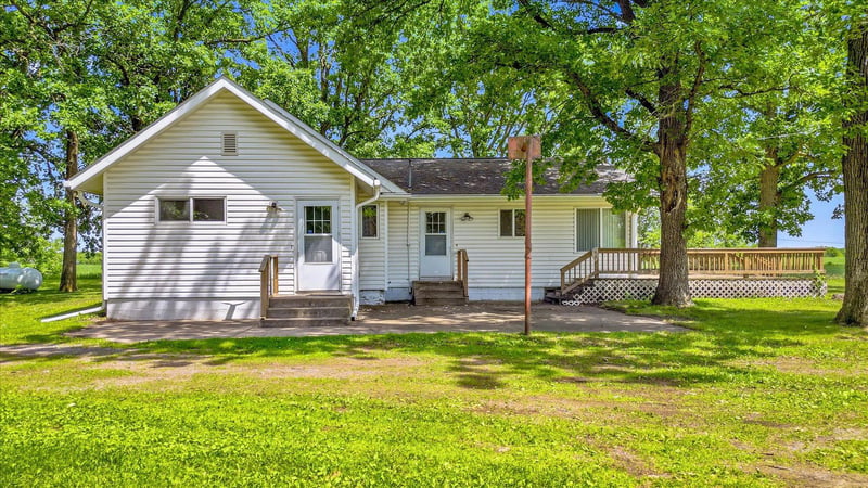 7901 125th Ave, Milaca, MN 56353