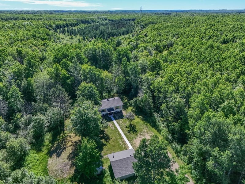27176 Birch Dr, Bovey, MN 55709
