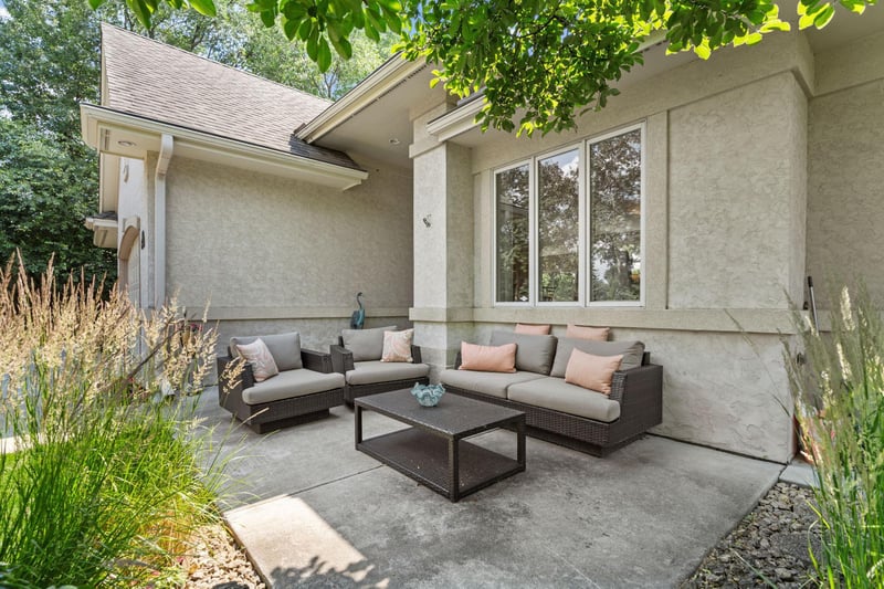 15183 Wayzata Blvd, Wayzata, MN 55391
