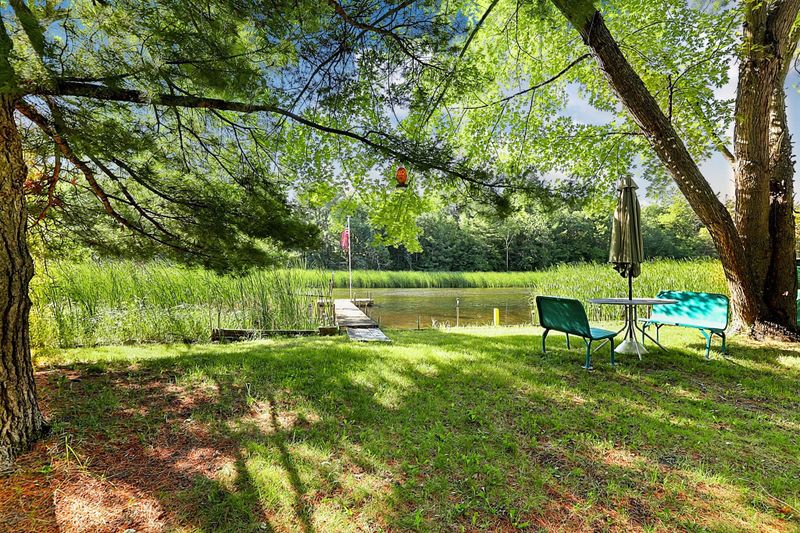 16333 River Lake Dr, Menahga, MN 56464