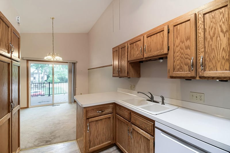 1597 Clemson Dr, Eagan, MN 55122