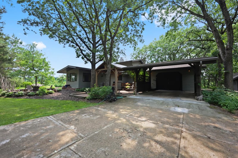 4040 Ricecliff Ln, Rice, MN 56367