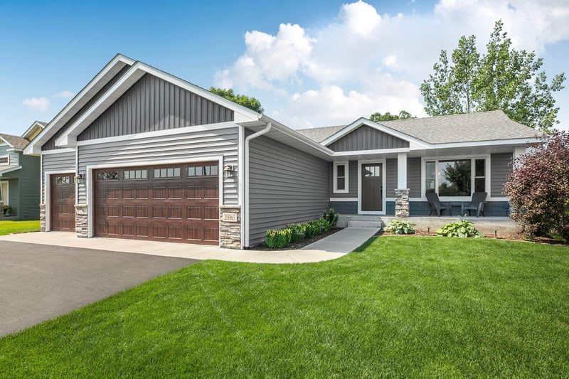23063 Turquoise St, Saint Augusta, MN 56301