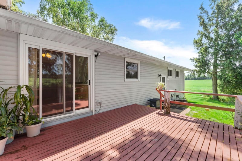 1842 11 1/2 St, Cumberland, WI 54829