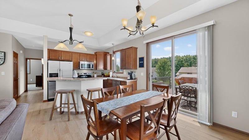 5174 Ridgeway Rd NW, Rochester, MN 55901