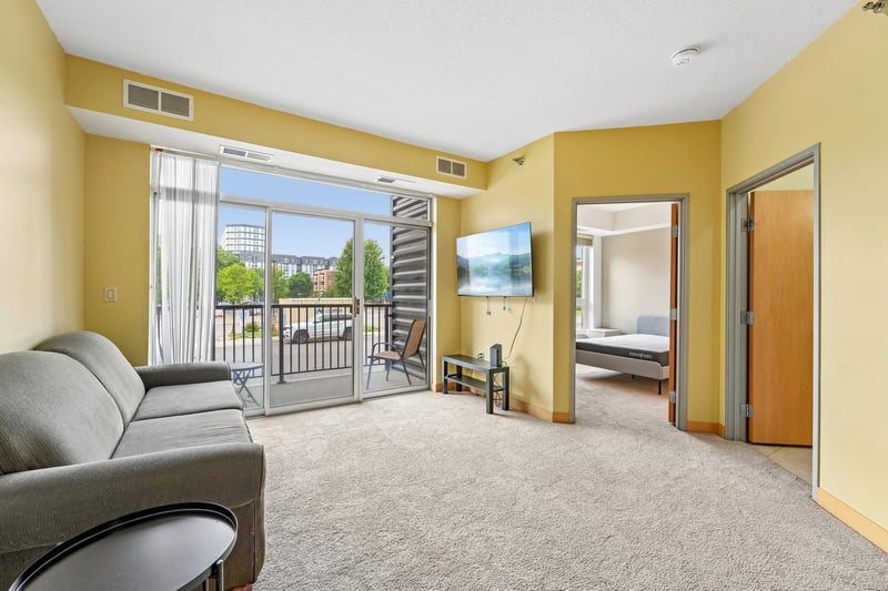 2600 University Ave SE #109, Minneapolis, MN 55414