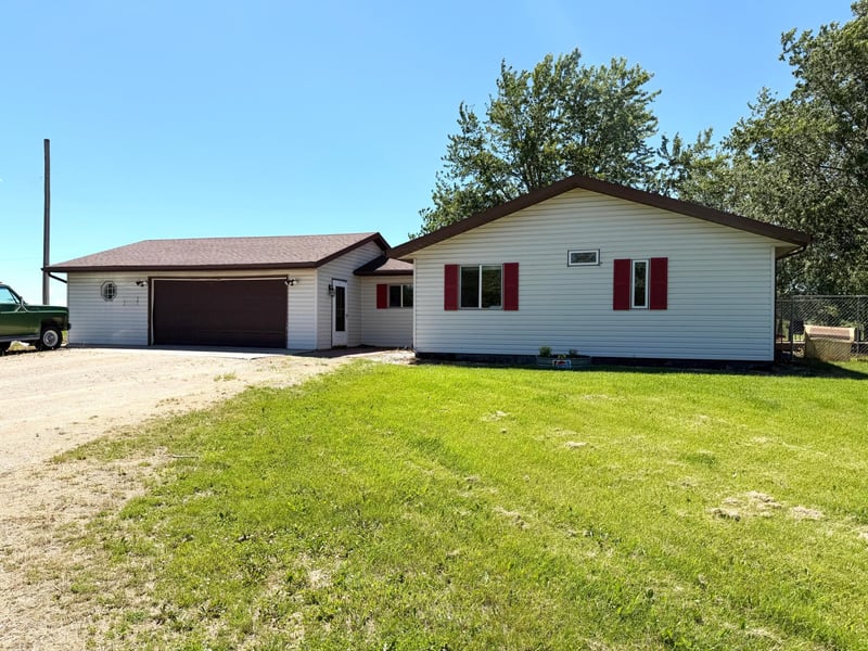 19551 197th Ave, Greenbush, MN 56726
