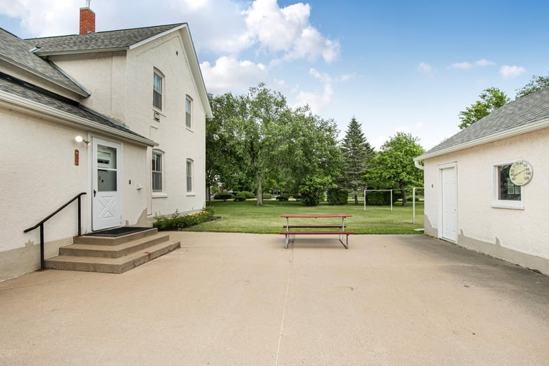 122 W Minnesota St, Saint Joseph, MN 56374