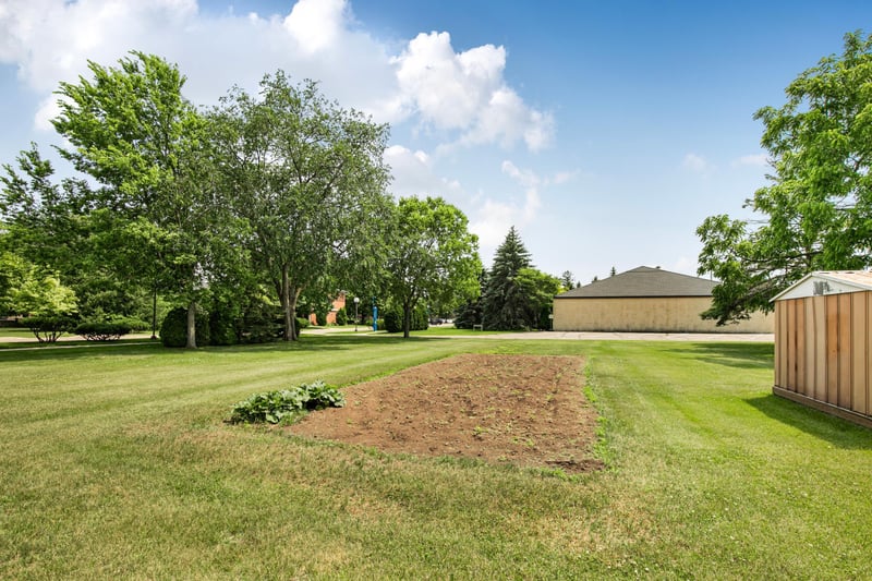 122 W Minnesota St, Saint Joseph, MN 56374
