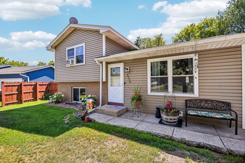 3720 232nd Ave NW, Saint Francis, MN 55070