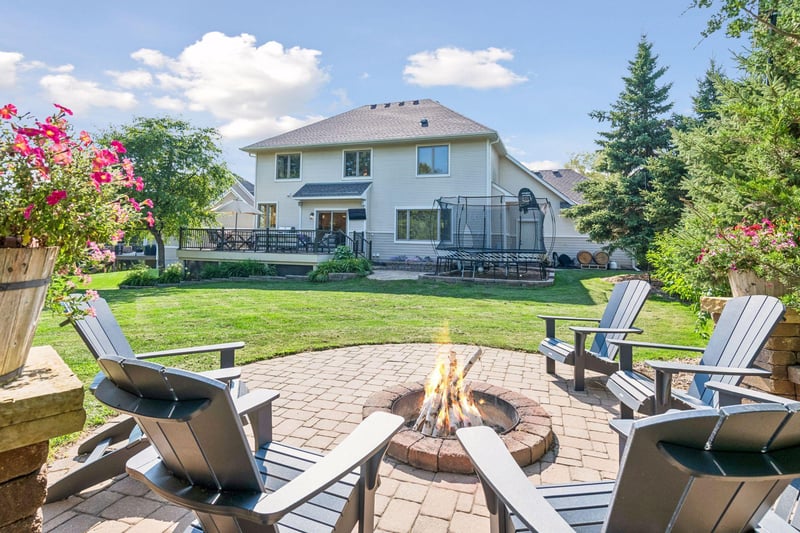 455 Moers Cir, Chaska, MN 55318