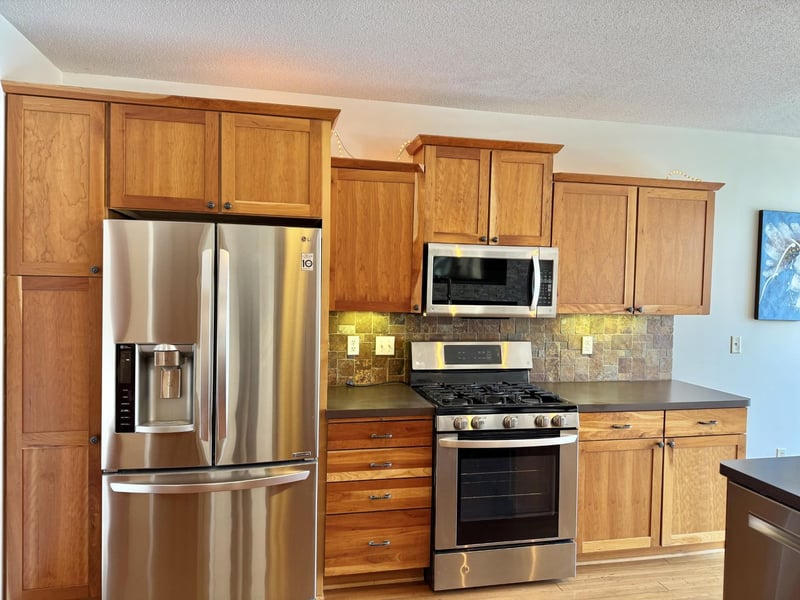2526 Waterfall Way NW, Prior Lake, MN 55372