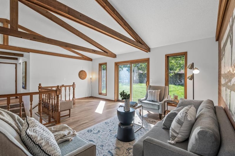 833 Tyrol Ln, Shakopee, MN 55379