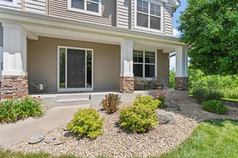 9328 Partridge Rd, Minnetrista, MN 55375