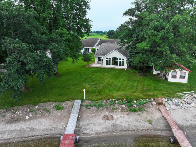 1761 E Lake St #1, Osakis, MN 56360
