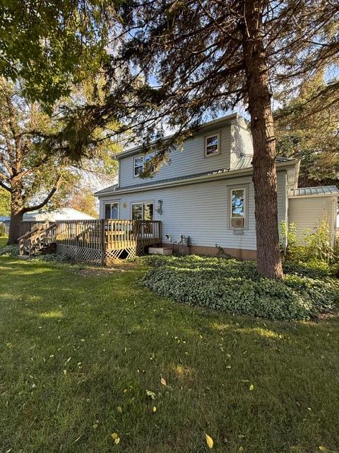 102 N Grove St, Okabena, MN 56161