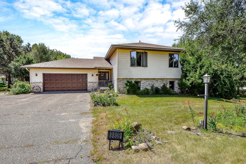 9809 328th St, Saint Joseph, MN 56374