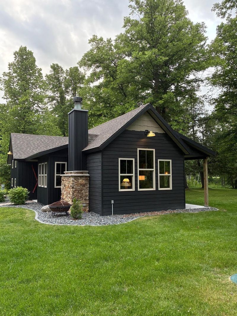 1475 Woodland Loop NW, Baudette, MN 56623