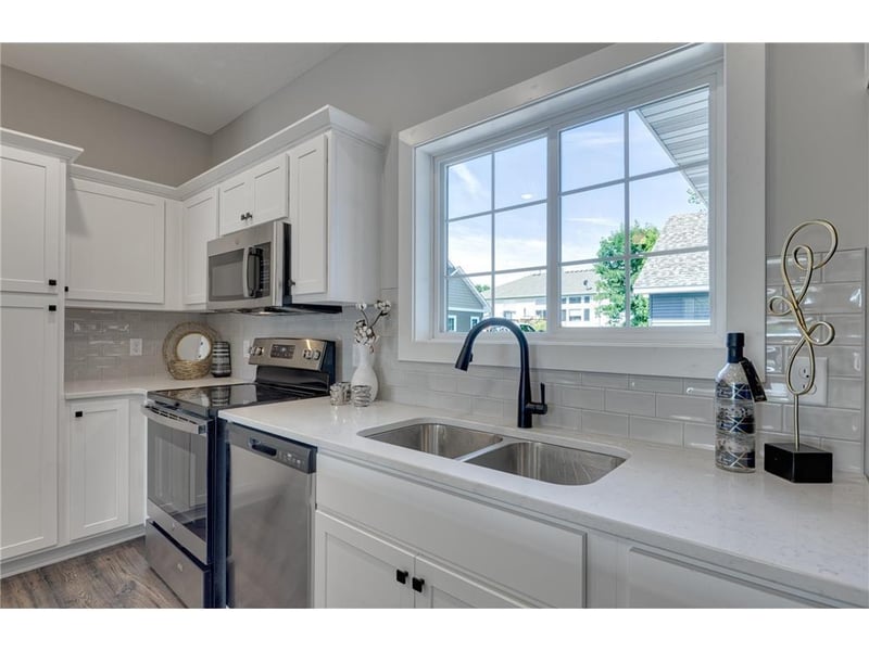 22352 Lilac Way, Forest Lake, MN 55025