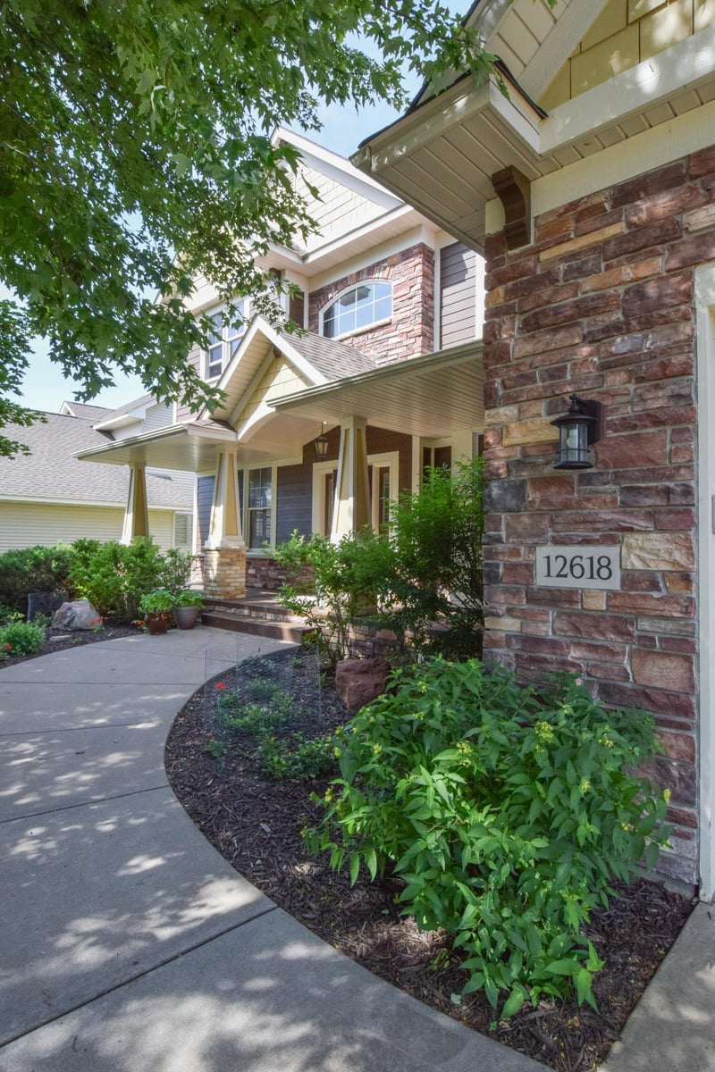 12618 Jamestown St NE, Blaine, MN 55449