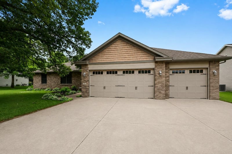 40 86th St NW, Rice, MN 56367
