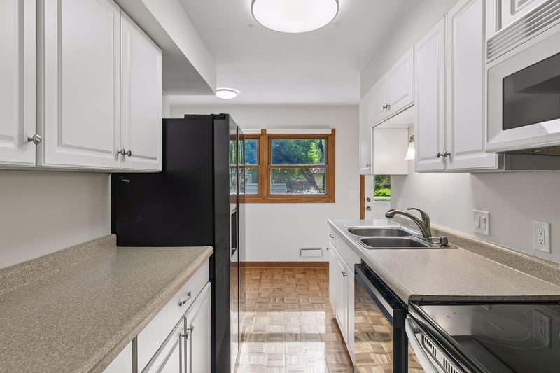 3521 County Road 101, Minnetonka, MN 55345