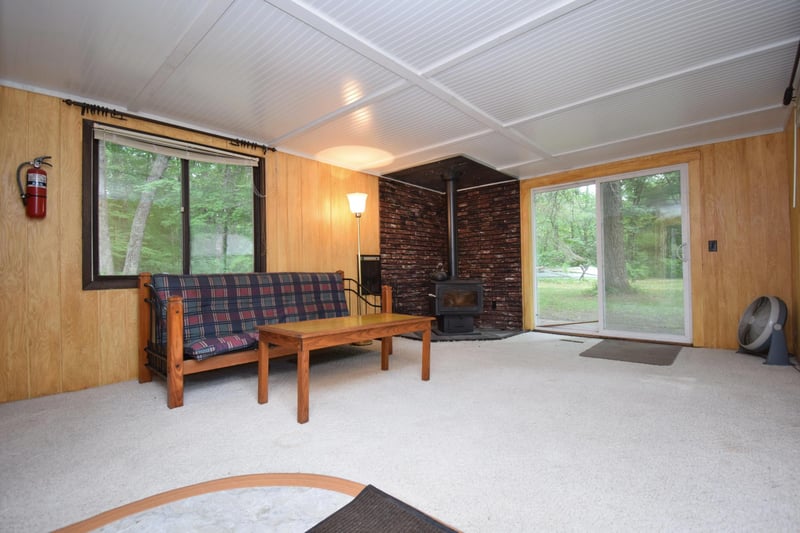 7689 Wood Ln, Webster, WI 54893