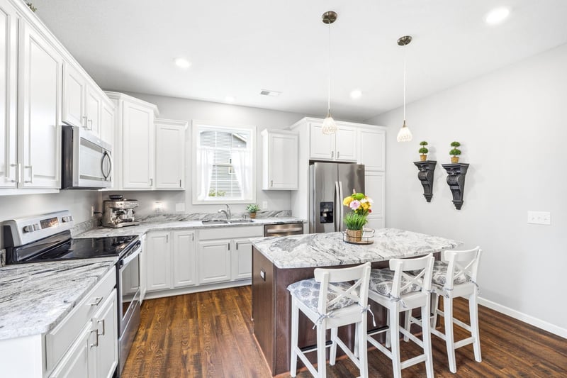 451 Cedar Ave N, Maple Lake, MN 55358