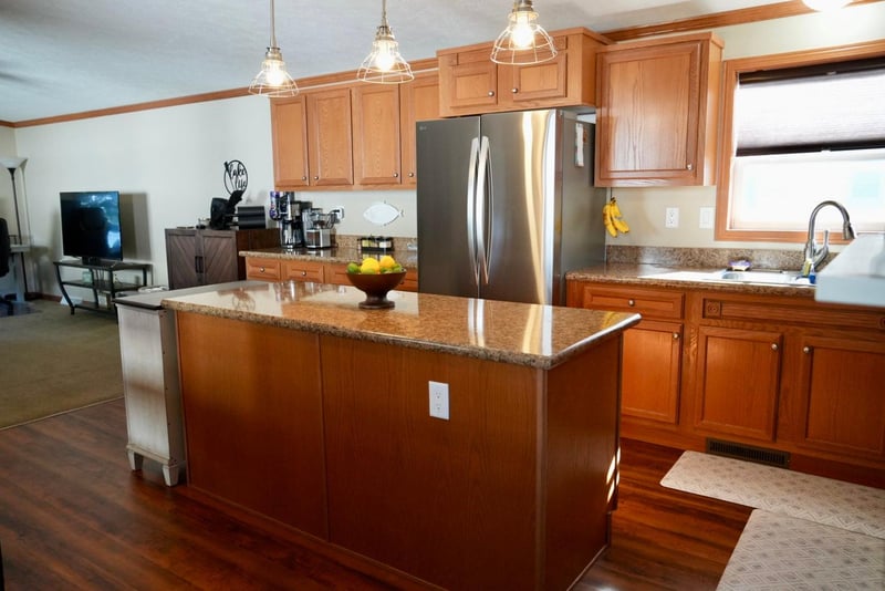 108 S 1st St #11, Elysian, MN 56028
