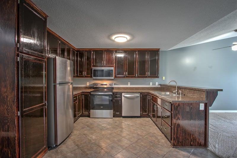 2160 Cleveland Ln S, Cambridge, MN 55008