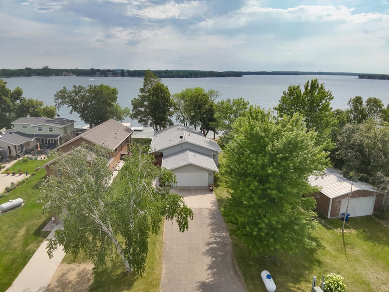 33846 N Pickerel Dr, Richville, MN 56576