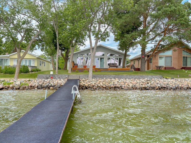 33846 N Pickerel Dr, Richville, MN 56576