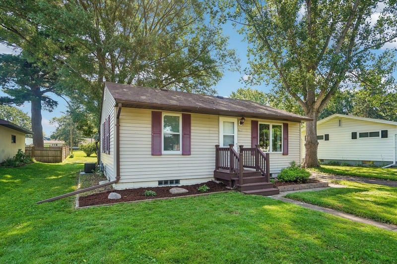 409 Birchwood Ave, Amery, WI 54001