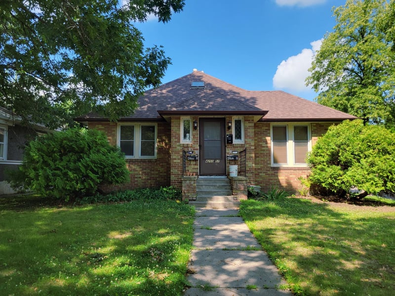 4255 Thomas Ave N, Minneapolis, MN 55412
