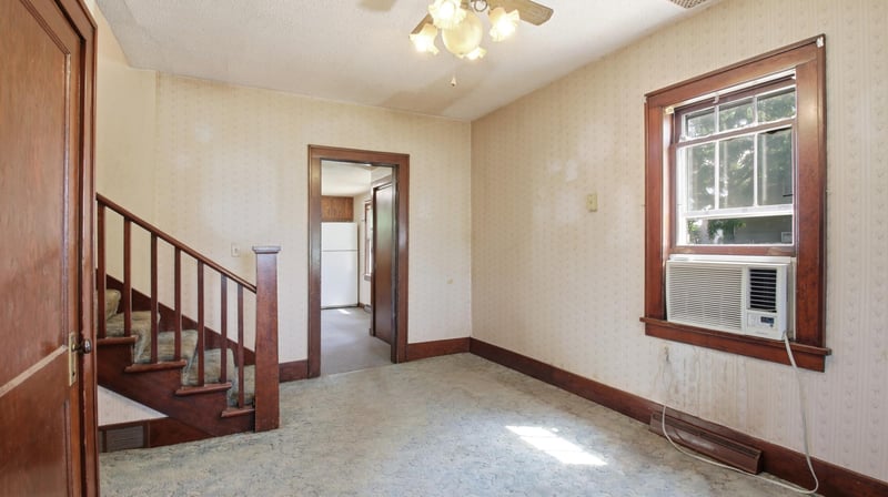 427 E River Ave, Barron, WI 54812
